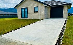 Holiday Home In Beautiful Te Anau